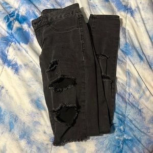 Women’s Size 5 Black Authentic American Heritage Ripped Jeans